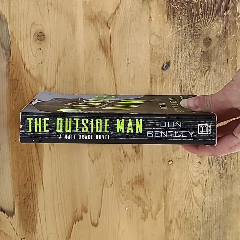 "The Outside Man" by Don Bentley A Matt Drake Novel Paperback - Picture 8 of 11